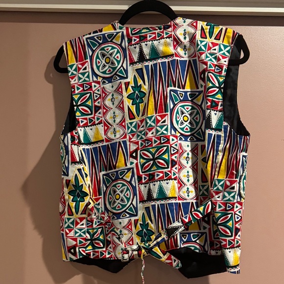 Colorful Beaded Geometric Pattern Vest - Picture 6 of 8